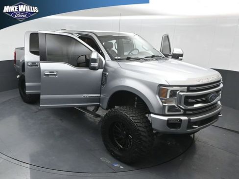 Used 2021 Ford F250 Platinum w/ FX4 Off-Road Package AWD/4WD image 25