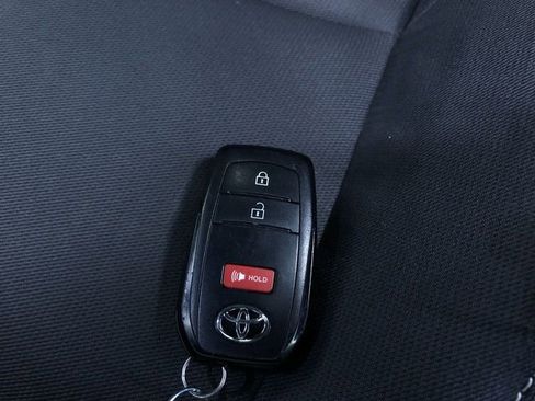 Used 2024 Toyota Tacoma TRD Off-Road image 26