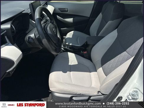 Used 2022 Toyota Corolla LE FWD image 19