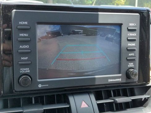 Used 2021 Toyota RAV4 XLE FWD image 20