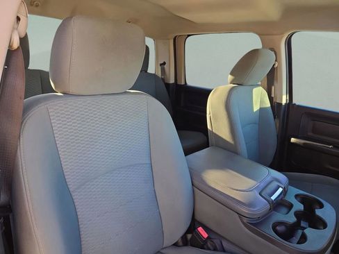 Used 2015 RAM 1500 Tradesman w/ Popular Equipment Group image 31