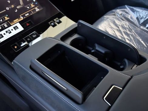 New 2026 INFINITI QX80 Autograph image 13