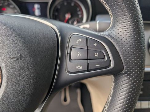 Used 2020 Mercedes-Benz GLA 250 image 14