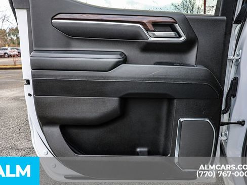 Used 2025 GMC Sierra 1500 SLT AWD/4WD image 51