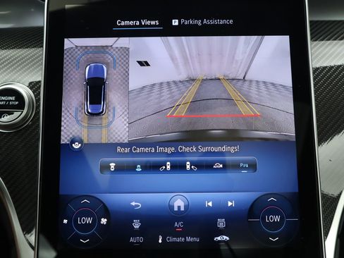 Certified 2025 Mercedes-Benz GLC 43 AMG 4MATIC image 17