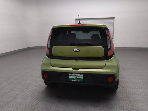 Used 2017 Kia Soul w/ Convenience Package FWD image 7