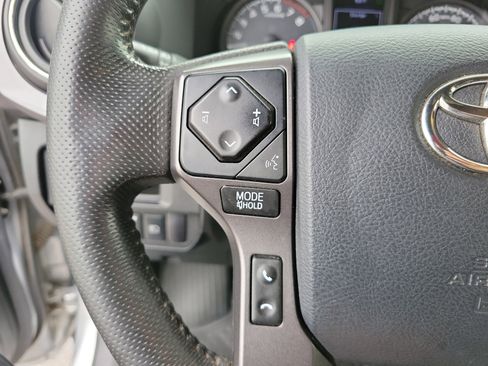 Used 2018 Toyota Tacoma TRD Off-Road w/ Technology Package RWD image 21