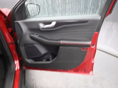Used 2024 Ford Escape ST-Line Select w/ Tech Pack #2 AWD/4WD image 12