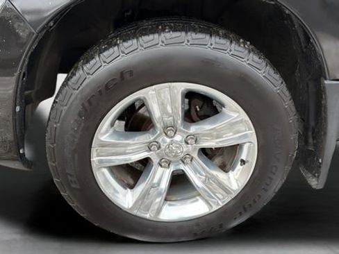 Used 2018 RAM 1500 Sport image 30