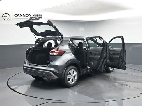 New 2025 Nissan Kicks Play S FWD image 54