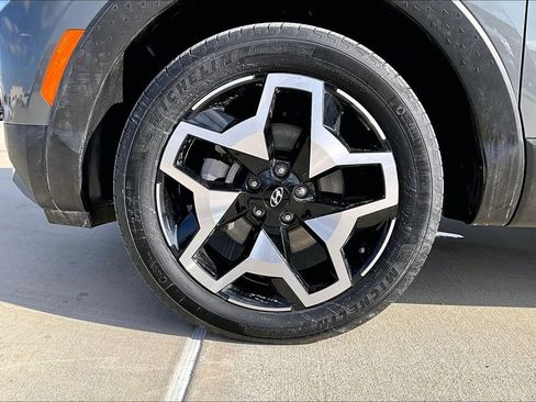 Used 2024 Hyundai Santa Cruz Limited image 12