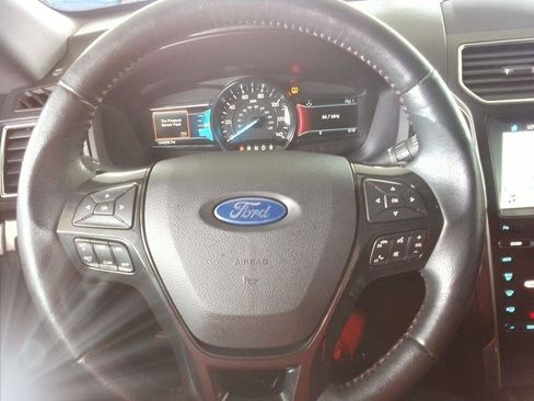 Used 2017 Ford Explorer Sport AWD/4WD image 7