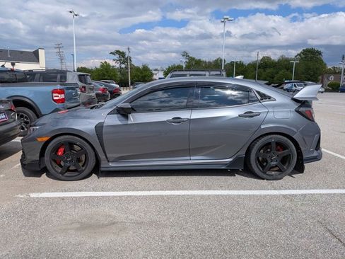 Used 2019 Honda Civic Type R image 6