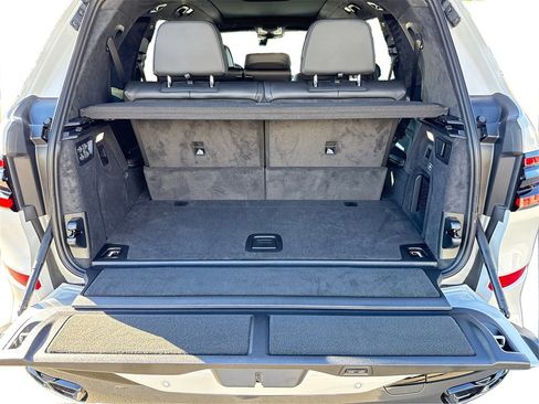 New 2026 BMW X7 M60i w/ Executive Package image 13