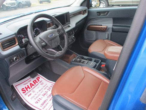 Used 2022 Ford Maverick Lariat image 5