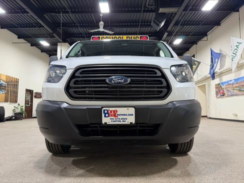 Used 2019 Ford Transit 150 XL RWD image 12