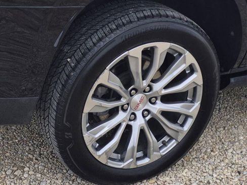 Used 2023 GMC Yukon Denali image 8