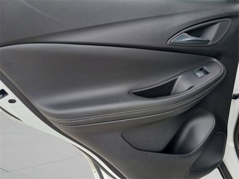 Used 2023 Buick Encore GX Preferred w/ Cold Weather Comfort Package image 17