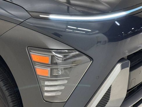 Used 2025 Hyundai Kona Limited AWD/4WD image 5