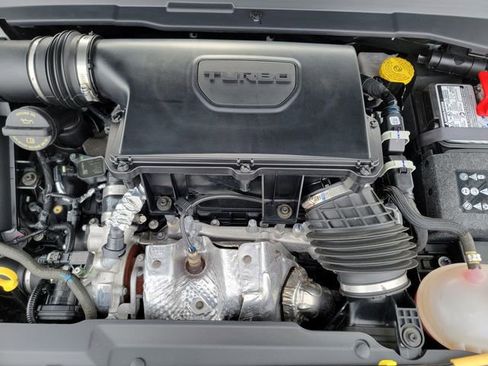 Certified 2025 Jeep Compass Limited w/ High Altitude Package image 40