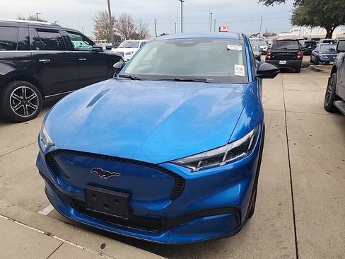 Used 2025 Ford Mustang Mach-E Select w/ Comfort Package Lite image 1