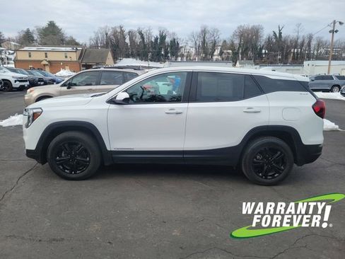 Used 2023 GMC Terrain SLE w/ LPO, Floor Liner Package image 4