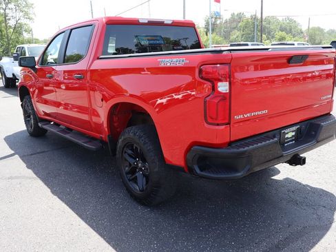 Used 2020 Chevrolet Silverado 1500 Custom Trail Boss w/ Custom Convenience Package AWD/4WD image 3