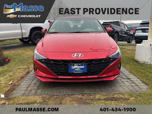 Used 2021 Hyundai Elantra SEL w/ Convenience Package image 2
