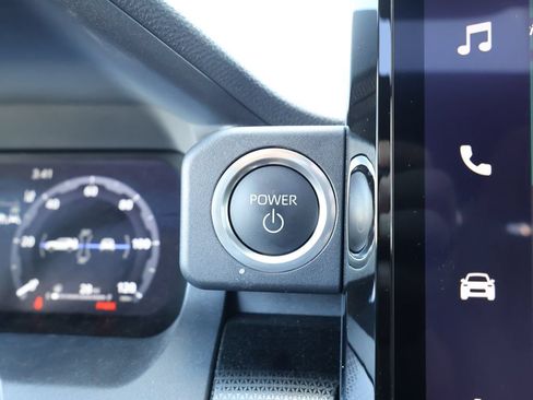 Used 2026 Toyota 4Runner Limited AWD/4WD image 21
