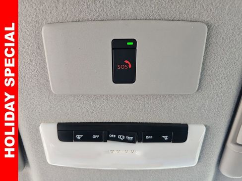 Used 2021 Nissan Kicks SR w/ SR Premium Package image 30