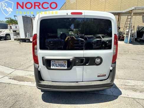 Used 2016 RAM ProMaster City Tradesman FWD image 10