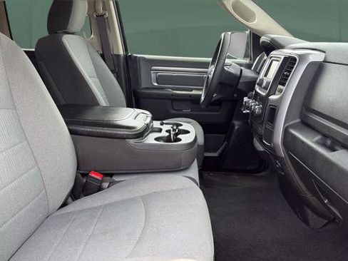 Used 2024 RAM 1500 Classic SLT AWD/4WD image 23