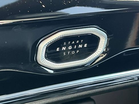 New 2026 Jeep Grand Cherokee Limited Reserve AWD/4WD image 16