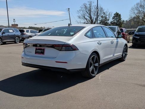 New 2026 Honda Accord SE image 2