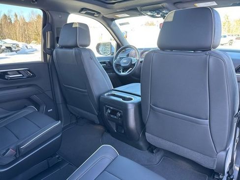 New 2026 Chevrolet Suburban Premier w/ Sun And Tow Package image 39