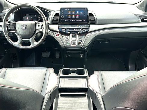 Used 2025 Honda Odyssey Sport-L image 22