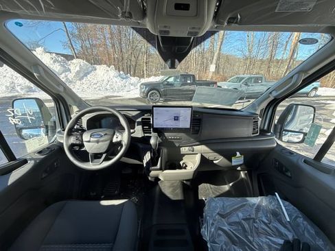 New 2026 Ford Transit 250 148 Medium Roof RWD image 21