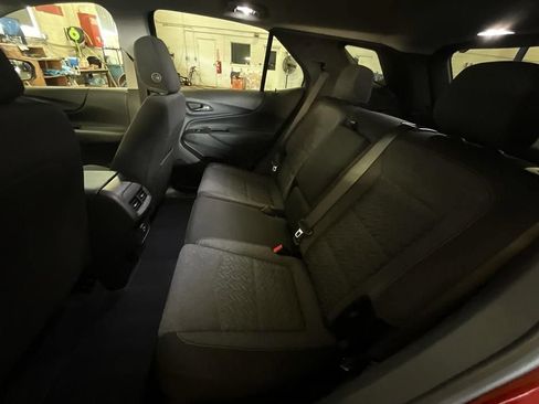 Used 2024 Chevrolet Equinox LT AWD/4WD image 27