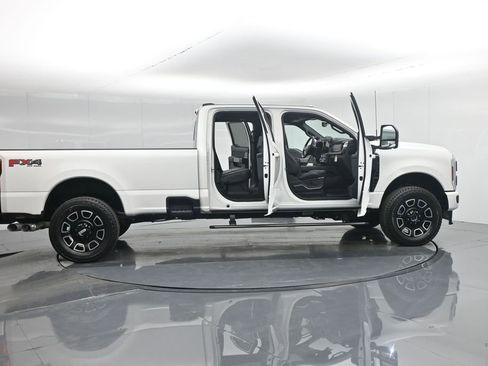New 2026 Ford F350 Platinum AWD/4WD image 4