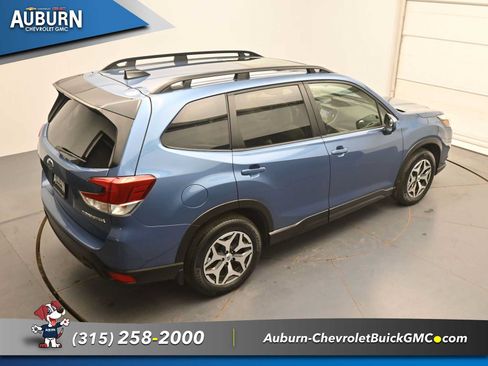 Used 2024 Subaru Forester Premium AWD/4WD image 34