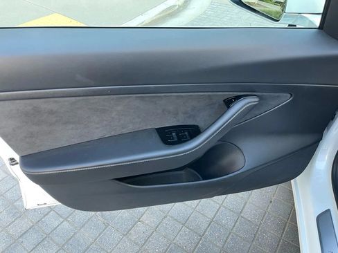 Used 2019 Tesla Model 3 Standard Range Plus RWD image 32