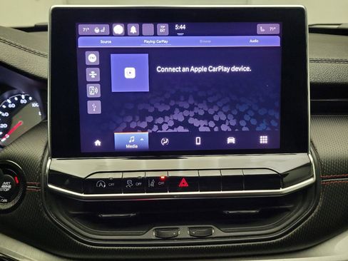 Used 2022 Jeep Compass Trailhawk w/ Trailhawk Convenience Group AWD/4WD image 25