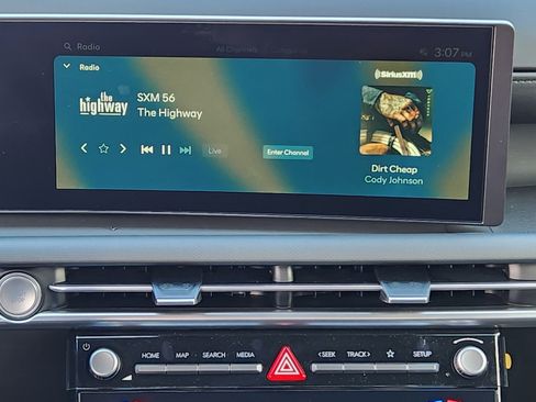 New 2025 Hyundai Santa Cruz SEL image 28