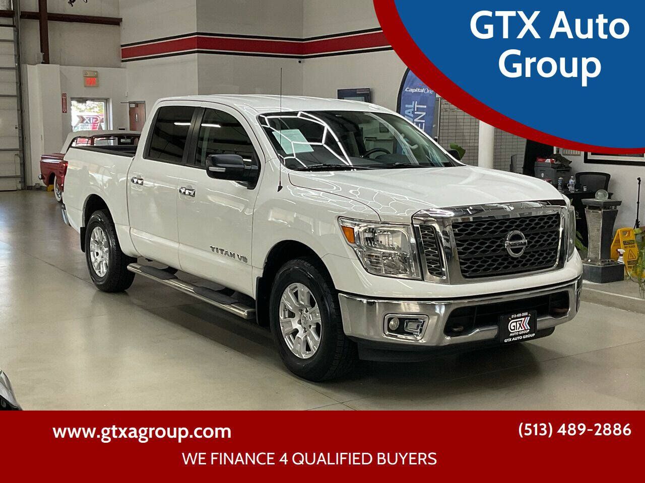 Used 2018 Nissan Titan SV AWD/4WD image 1