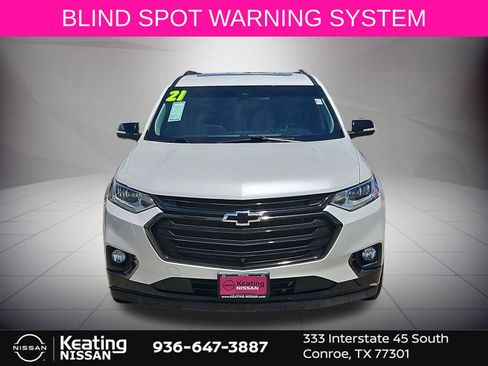 Used 2021 Chevrolet Traverse Premier w/ Redline Edition AWD/4WD image 9