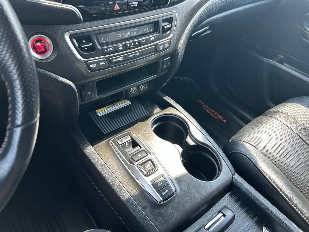 Used 2022 Honda Passport TrailSport image 36