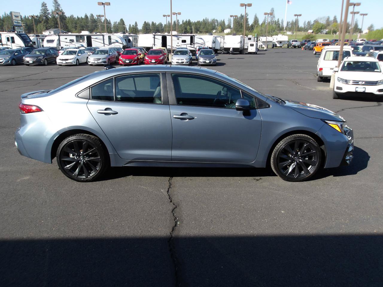 Used 2024 Toyota Corolla XSE FWD image 6