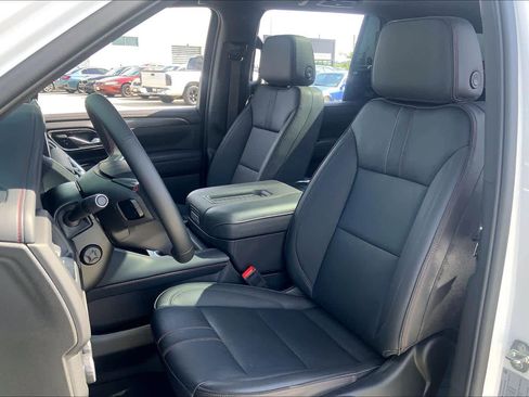 Used 2024 Chevrolet Tahoe RST w/ Luxury Package image 7