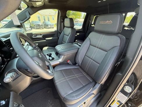 New 2026 Chevrolet Silverado 2500 High Country w/ Midnight Edition AWD/4WD image 13