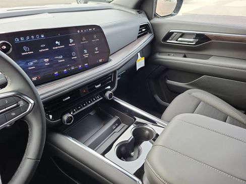 New 2025 Chevrolet Tahoe LS image 15